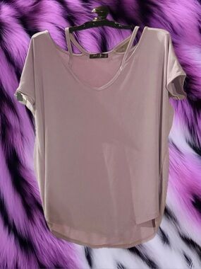 Light Purple/Lavender Strappy Cut-out Short-Sleeved Cold Shoulder V-neck